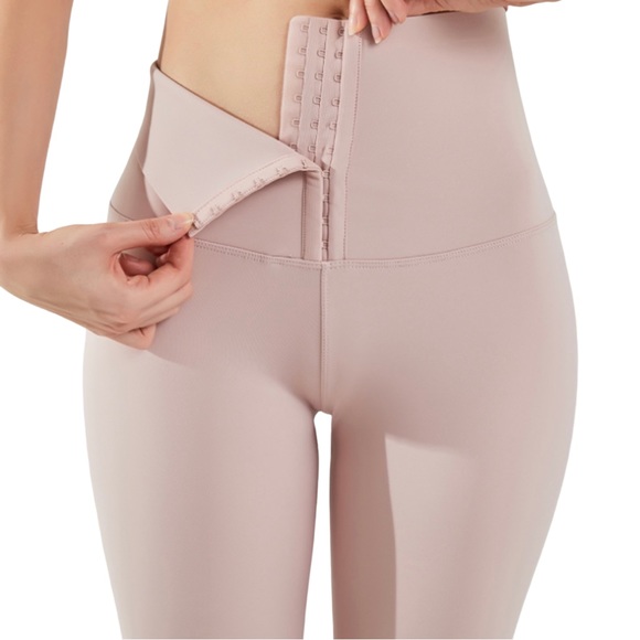 High Waist Corset Leggings - Picture 6 of 8